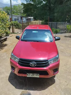 Toyota Hilux 2.4 4x2 DX CD usado (2018) color Rojo precio $16.500.000