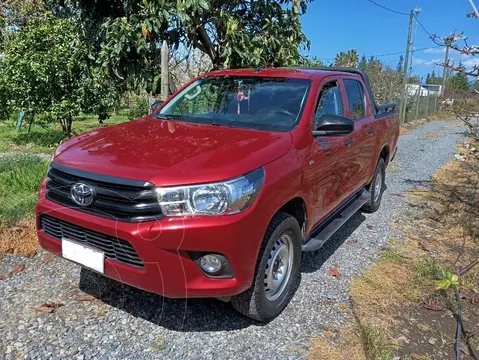 Toyota Hilux 2.4L DX CD 4x2 usado (2018) color Rojo precio $12.950.000