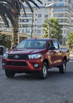 Toyota Hilux 2.4L DX CD 4x4 usado (2022) color Rojo precio $17.900.000