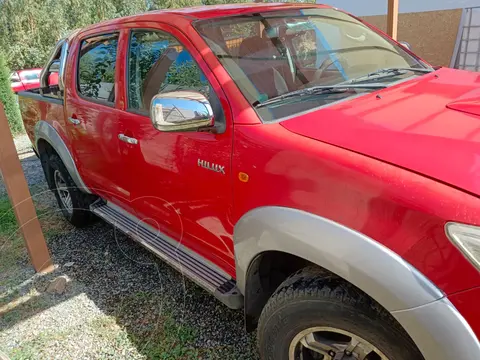Toyota Hilux 3.0 4X4 Cabina Doble SRV usado (2015) color Rojo precio $11.000.000