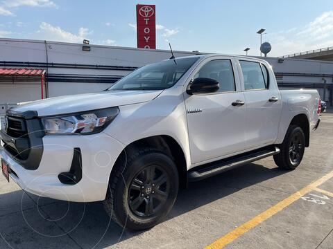 foto Toyota Hilux Cabina Doble SR usado (2022) color Blanco precio $511,000