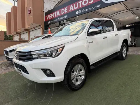 Toyota Hilux Cabina Doble Diesel 4X4 Aut usado (2018) color Blanco precio $489,999