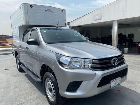 Toyota Hilux Cabina Doble Base usado (2019) color Plata precio $415,900