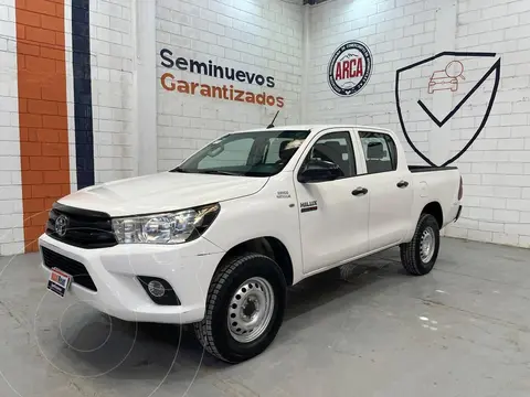 Toyota Hilux Cabina Doble SR usado (2022) color Blanco precio $391,000