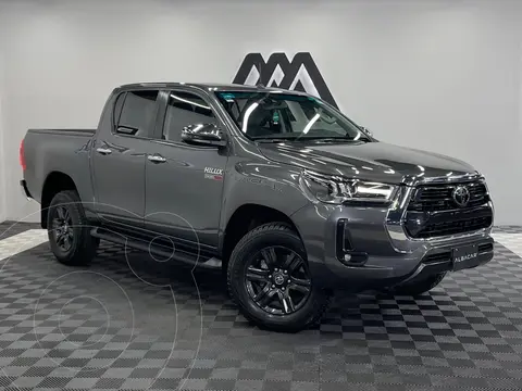 Toyota Hilux Cabina Doble Diesel 4X4 usado (2022) color Gris precio $619,900