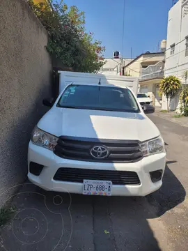 Toyota Hilux Cabina Sencilla usado (2019) color Blanco precio $340,000