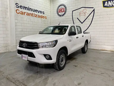 Toyota Hilux Cabina Doble SR usado (2021) color Blanco precio $445,000
