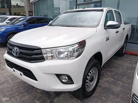 Toyota Hilux Cabina Doble Diesel usado (2025) color Blanco precio $655,000