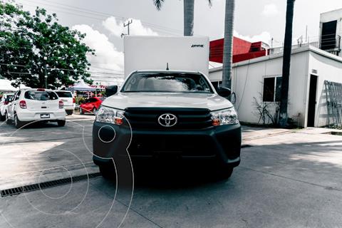 Toyota Hilux Cabina Sencilla usado (2021) color Blanco precio $429,000