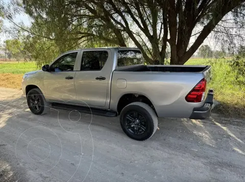 Toyota Hilux Cabina Doble Diesel 4X4 usado (2023) color Gris precio $237,000