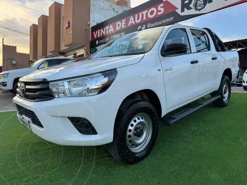 Toyota Hilux Cabina Doble Diesel 4X4 Aut usado (2019) color Blanco precio $479,999