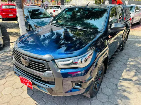 Toyota Hilux Cabina Doble Diesel usado (2024) color Azul financiado en mensualidades(enganche $187,856 mensualidades desde $16,686)