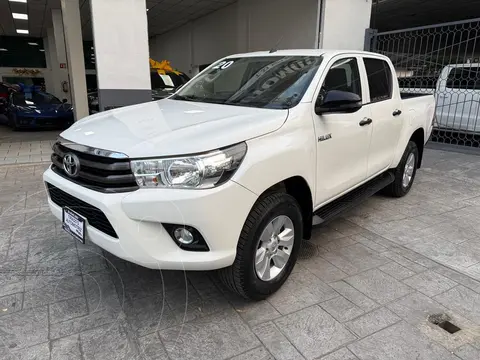 Toyota Hilux Cabina Doble SR usado (2020) color Blanco precio $399,000