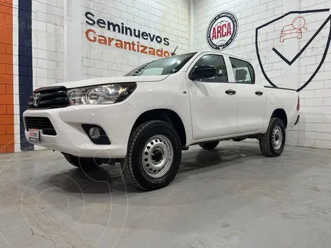 Toyota Hilux Cabina Doble SR usado (2022) color Blanco precio $391,000