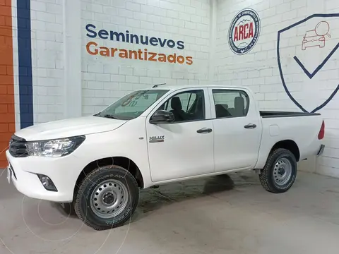 Toyota Hilux Cabina Doble SR usado (2022) color Blanco precio $459,000