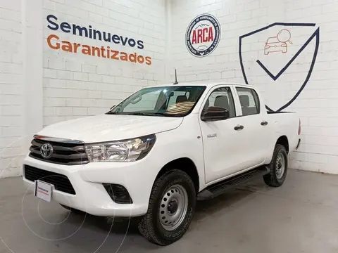 Toyota Hilux Cabina Doble Base usado (2021) color Blanco precio $375,000