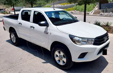 Toyota Hilux Cabina Doble Diesel 4X4 usado (2018) color Blanco precio $458,000