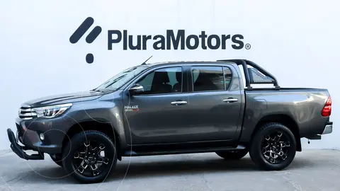 Toyota Hilux Cabina Doble Diesel 4X4 Aut usado (2020) color Gris precio $519,000