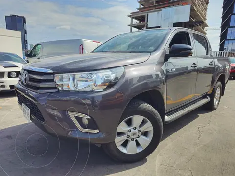 Toyota Hilux Cabina Doble Base usado (2019) color Gris Oscuro precio $439,000