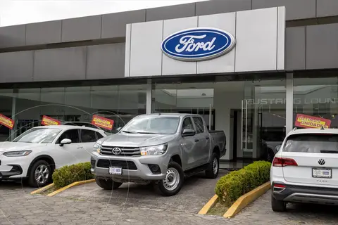 Toyota Hilux DOBLE CABINA BASE usado (2022) color Gris Oscuro precio $390,000