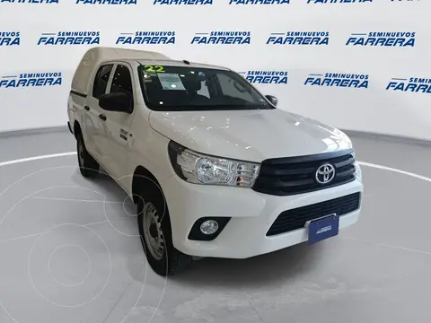 Toyota Hilux Cabina Doble SR usado (2022) color Blanco precio $449,000