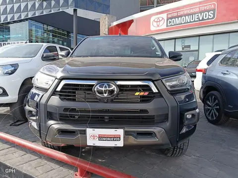 Toyota Hilux Cabina Doble Diesel usado (2024) color Azul Marino precio $815,000