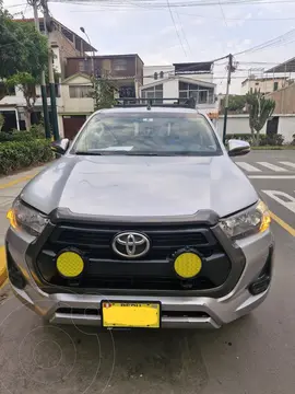 Toyota Hilux 2.8L Tdi 4x4 CD SR usado (2022) color Plata precio u$s29,500