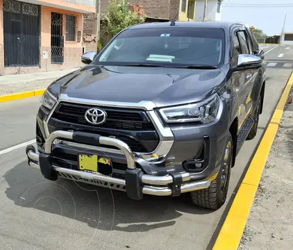 Toyota Hilux 2.8L TDi 4x4 CD SRV usado (2023) color Gris Oscuro precio u$s41,900