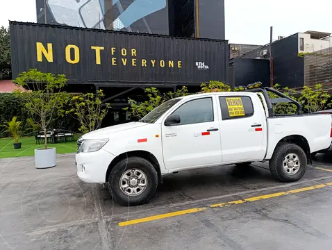 Toyota Hilux 3.0L TDi 4x4 C-D usado (2013) color Blanco precio u$s26,000