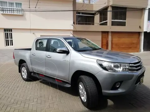 Toyota Hilux Doble Cabina Pick-up 4x2 L4,2.4,8v A 1 3 usado (2016) color Gris precio u$s9.800