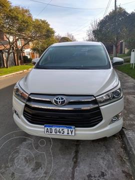 Toyota Innova SRV 2.7 Aut 8 Pas usado (2018) color Blanco precio $3.420.000