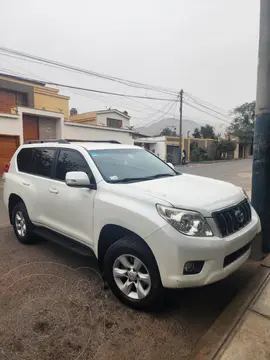 Toyota Land Cruiser Prado TX-L  2.7L usado (2013) color Blanco precio u$s24,500