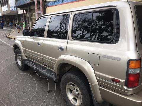 foto Toyota Land Cruiser 4x4 usado (2006) color Bronce precio BoF14.000
