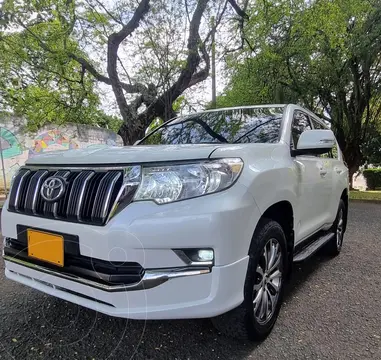 Toyota Prado 3.0L Diesel TXL usado (2020) color Blanco Perla precio $298.000.000