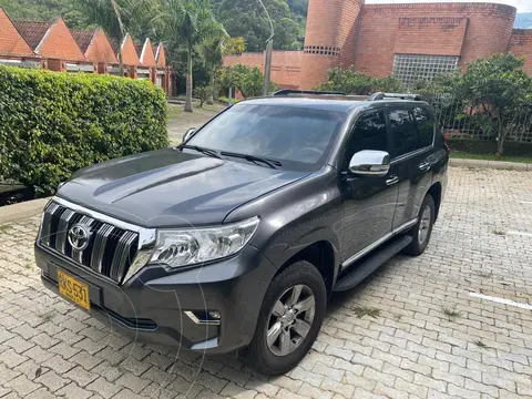 Toyota Prado 4.0L Aut TX-L usado (2011) color Acero precio $135.000.000