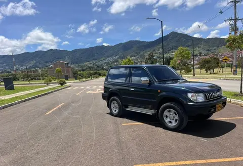 Toyota Prado Sumo 2.7 Mec 3P usado (2005) color Verde precio $60.000.000