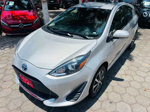 Toyota Prius C 1.5L usado (2020) color Plata financiado en mensualidades(enganche $77,669 mensualidades desde $6,899)