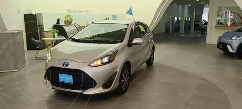 Toyota Prius C 1.5L usado (2021) color Plata financiado en mensualidades(enganche $63,720 mensualidades desde $6,764)