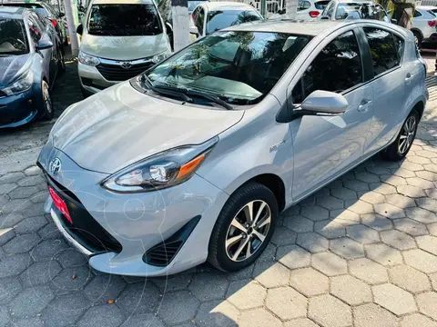 Toyota Prius C 1.5L usado (2021) color Gris financiado en mensualidades(enganche $90,569 mensualidades desde $8,045)