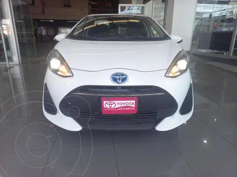 Toyota Prius C 1.5L usado (2019) color Blanco precio $349,900