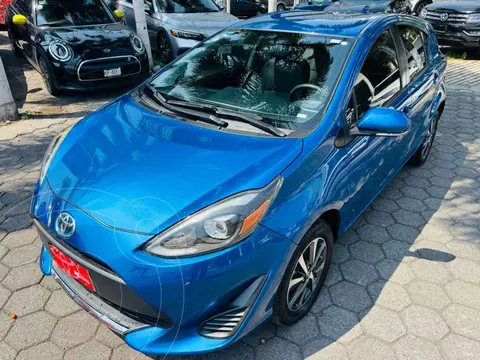 Toyota Prius C 1.5L usado (2021) color Azul financiado en mensualidades(enganche $90,569 mensualidades desde $8,045)