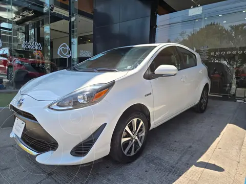 Toyota Prius C 1.5L usado (2021) color Blanco precio $287,000