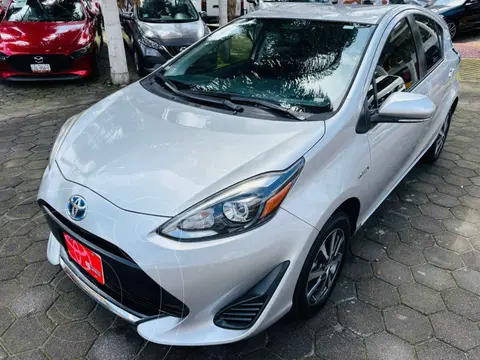 Toyota Prius C 1.5L usado (2021) color Plata precio $337,000