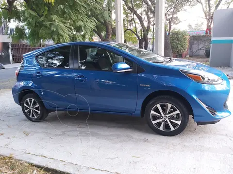 Toyota Prius C 1.5L usado (2020) color Azul precio $310,000