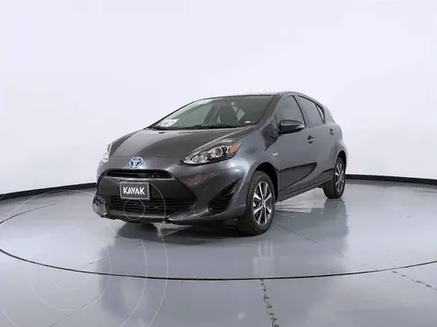 foto Toyota Prius C 1.5L usado (2019) color Negro precio $321,999