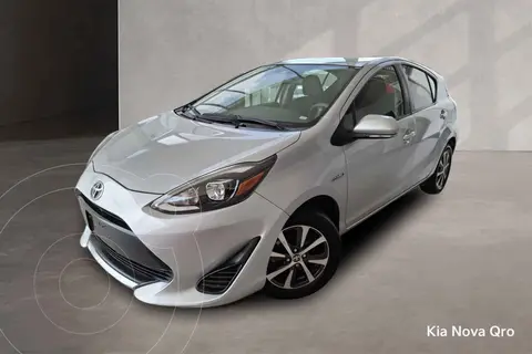 Toyota Prius C 1.5L usado (2020) color Plata financiado en mensualidades(enganche $73,302 mensualidades desde $6,293)