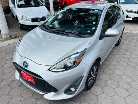 Toyota Prius C 1.5L usado (2021) color Plata precio $337,000
