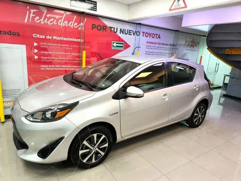 Toyota Prius C 1.5L usado (2019) color Plata financiado en mensualidades(enganche $69,278 mensualidades desde $6,834)