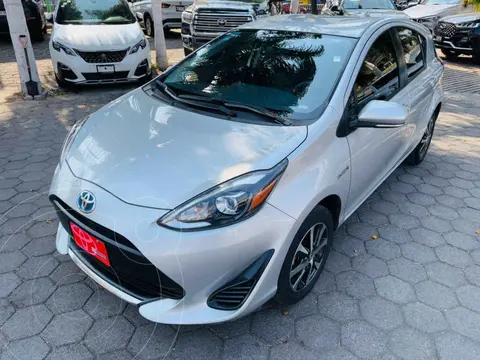 foto Toyota Prius C 1.5L usado (2021) color Plata precio $337,000