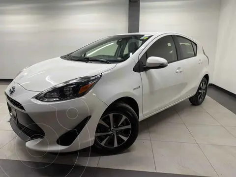 Toyota Prius C 1.5L usado (2019) color Blanco precio $265,000